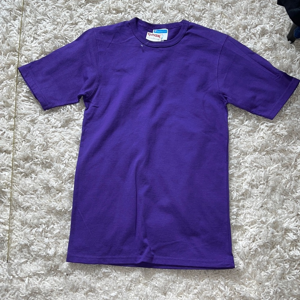 Men’s size:small purple Champion T-shirt (NWT)